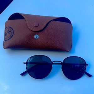 Ray Bans Sun glasses